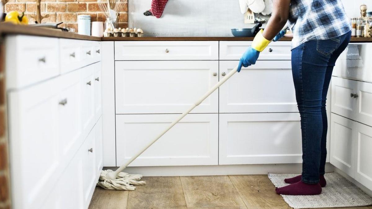 curatenie_casa_dezinfectie_71804600