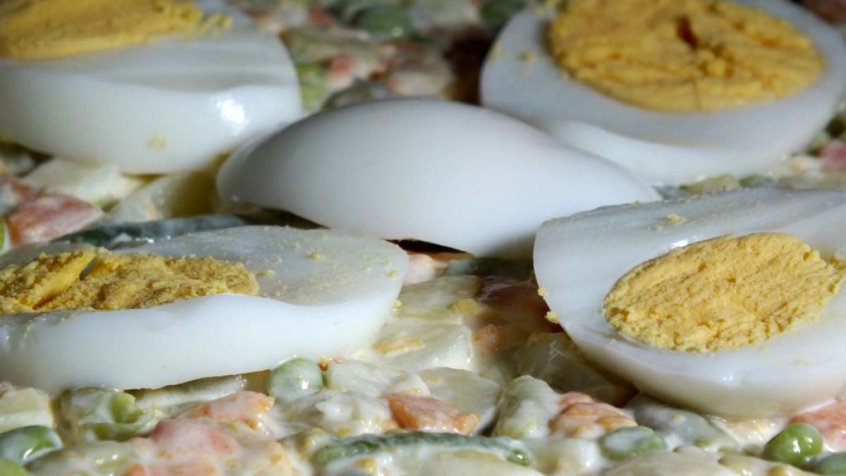 salata_bouef_maioneza_oua_24644700