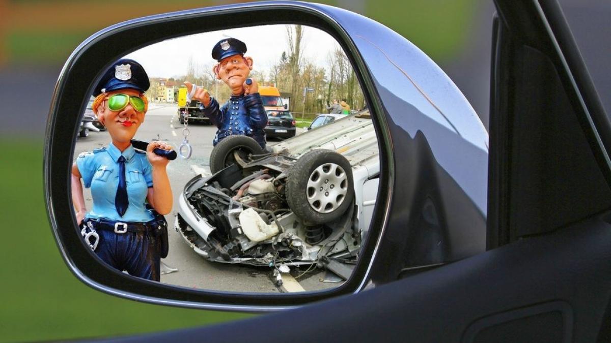politie_masina_carnet_catuse_permis_96491600