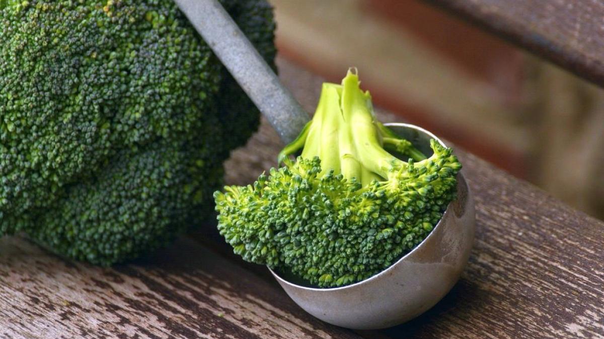 broccoli_15978800