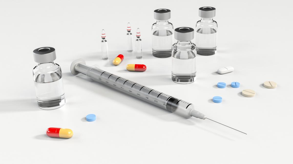 addiction_bottle_capsule_356054_55671500