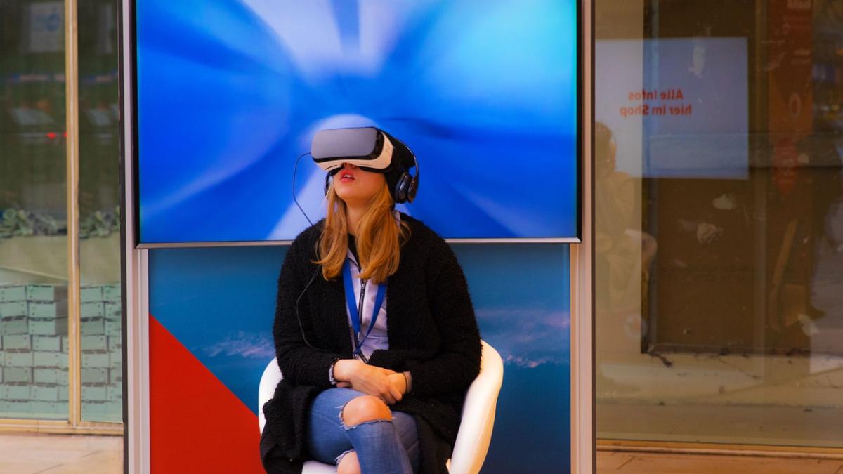 vr_virtuala_72015600