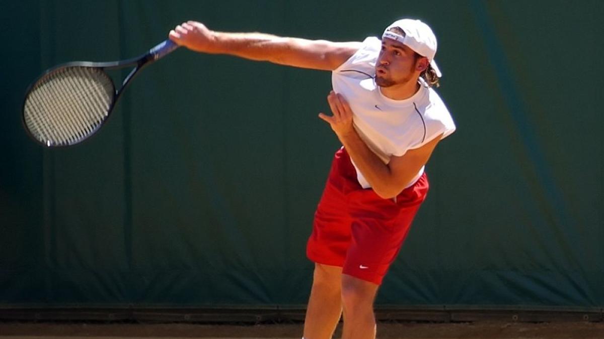 tenis_cot_rasucit_41042500