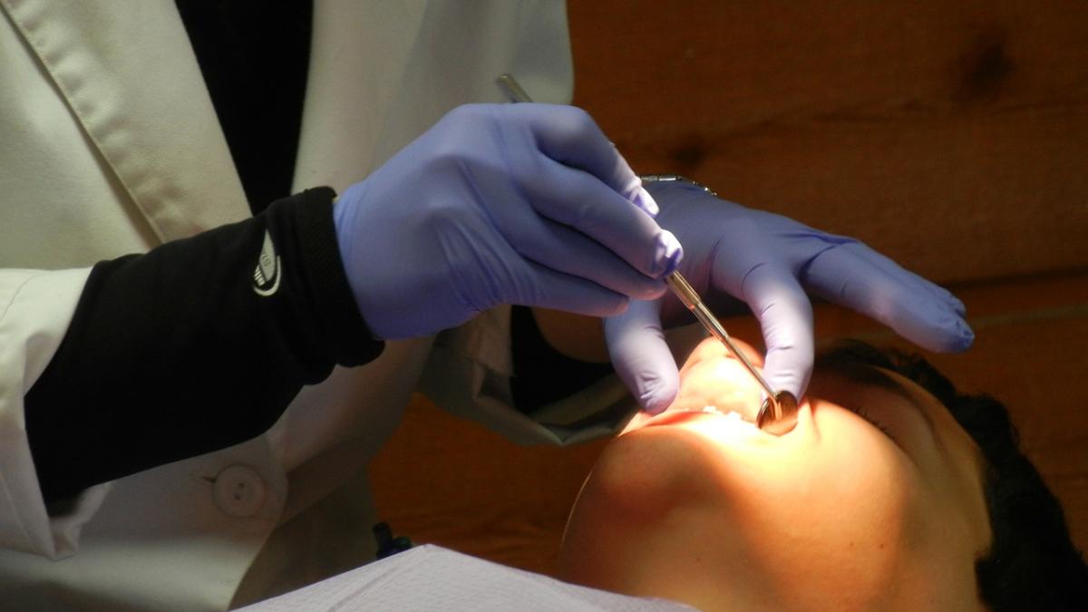 ortodentist_85826600
