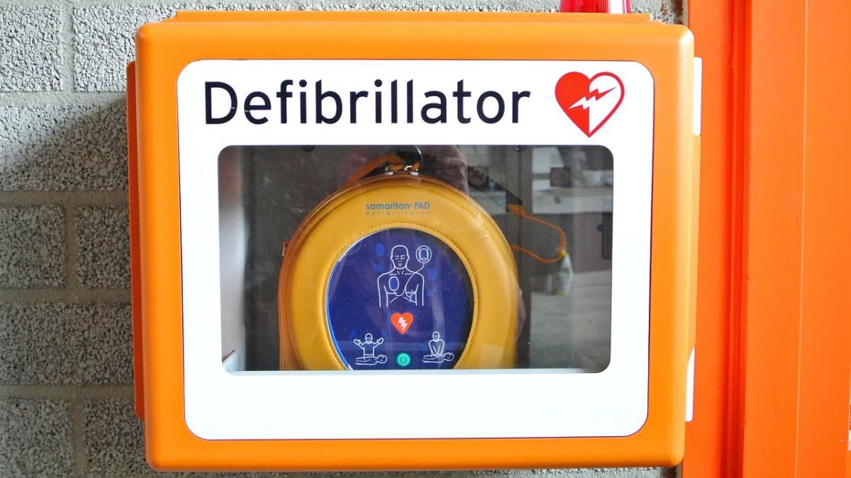 defibrillator_809448_1280_75601600