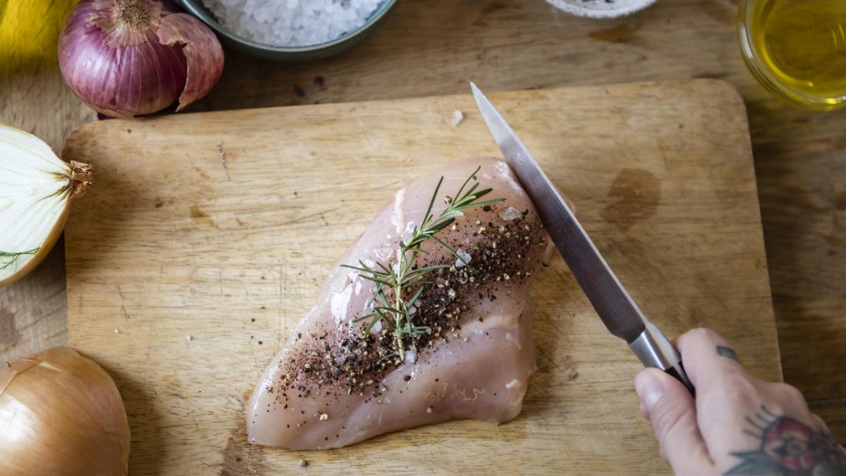 carne_pui_04536900
