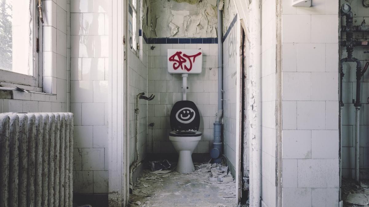 bathroom_691341_1280_84632200
