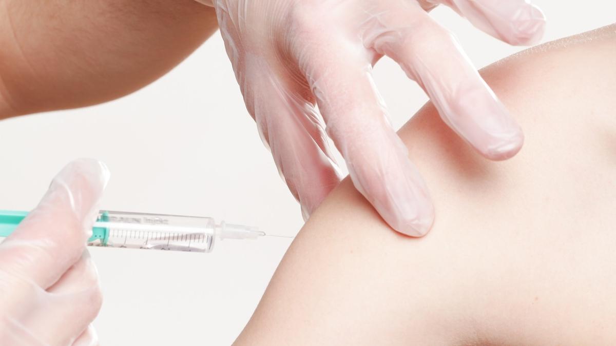 vaccination_2722937_1280_24105000