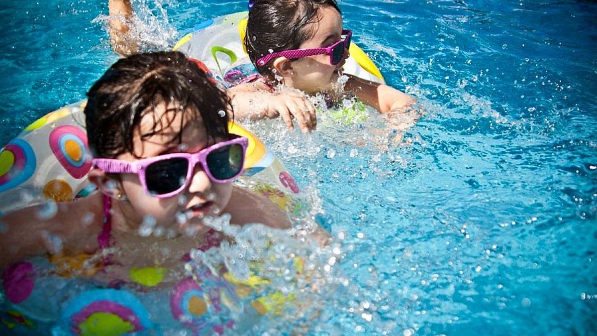 apa_baie_piscina_copil_33858200