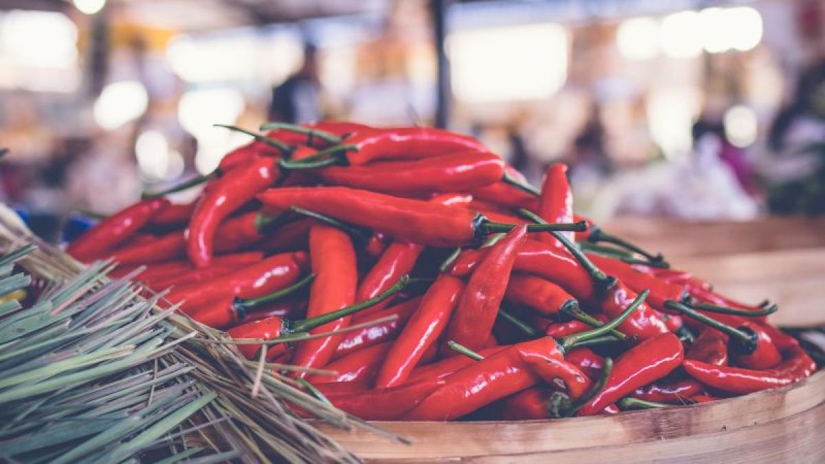 background_cayenne_chili_1091778_29023000