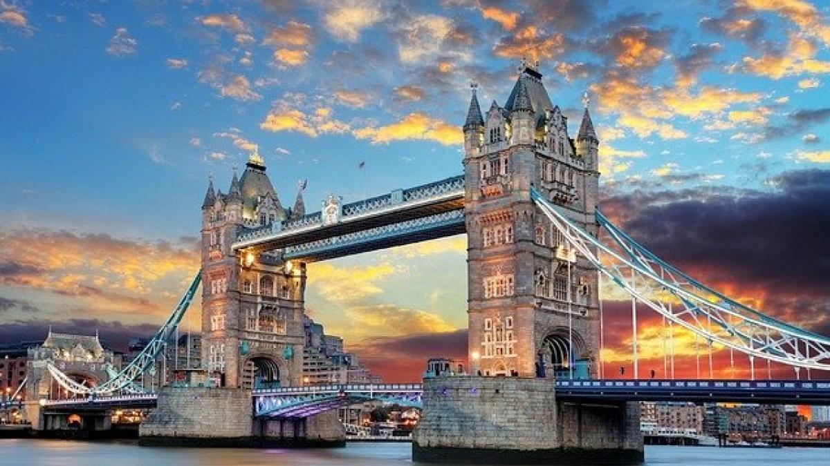 tower_bridge_1237288_640_95507900