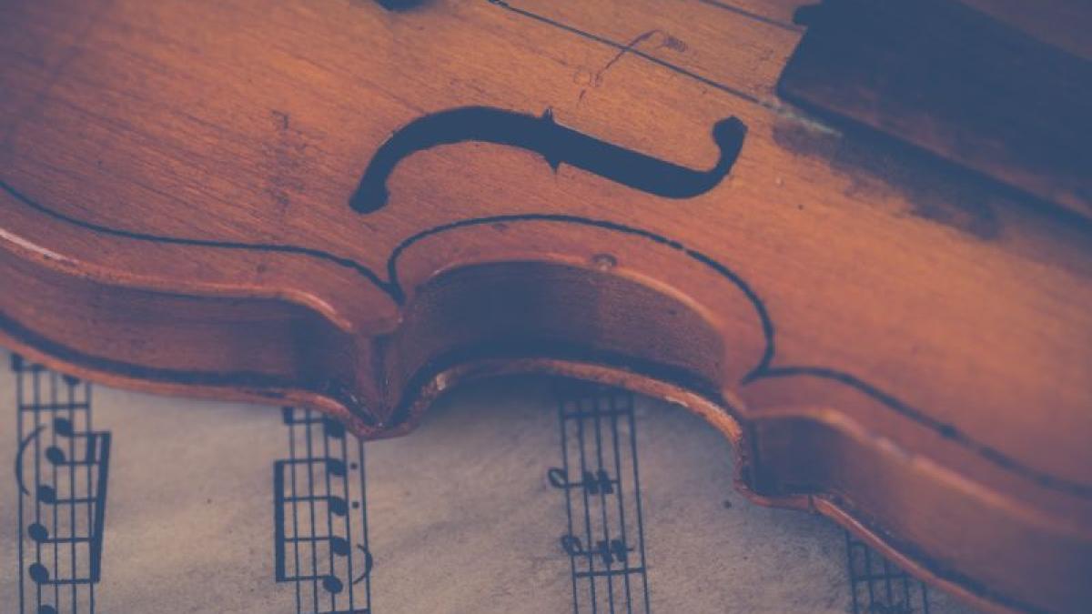 classic_classical_music_indoors_697672_39984800