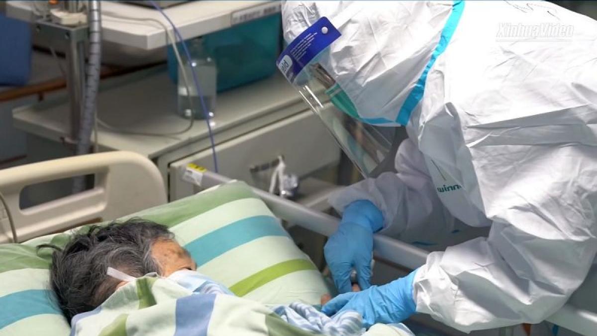 china_coronavirus_pacient_spital_foto_xinhua_video_15540300