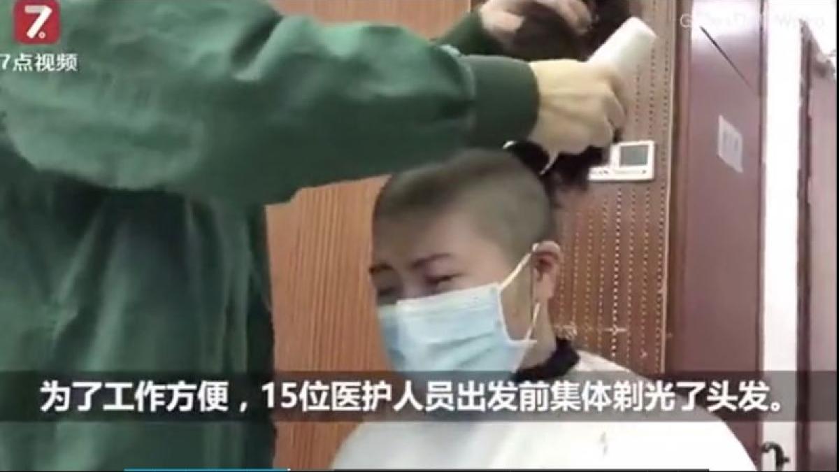 femei_tunse_in_cap_china_foto_film_dailymail_online_02349900