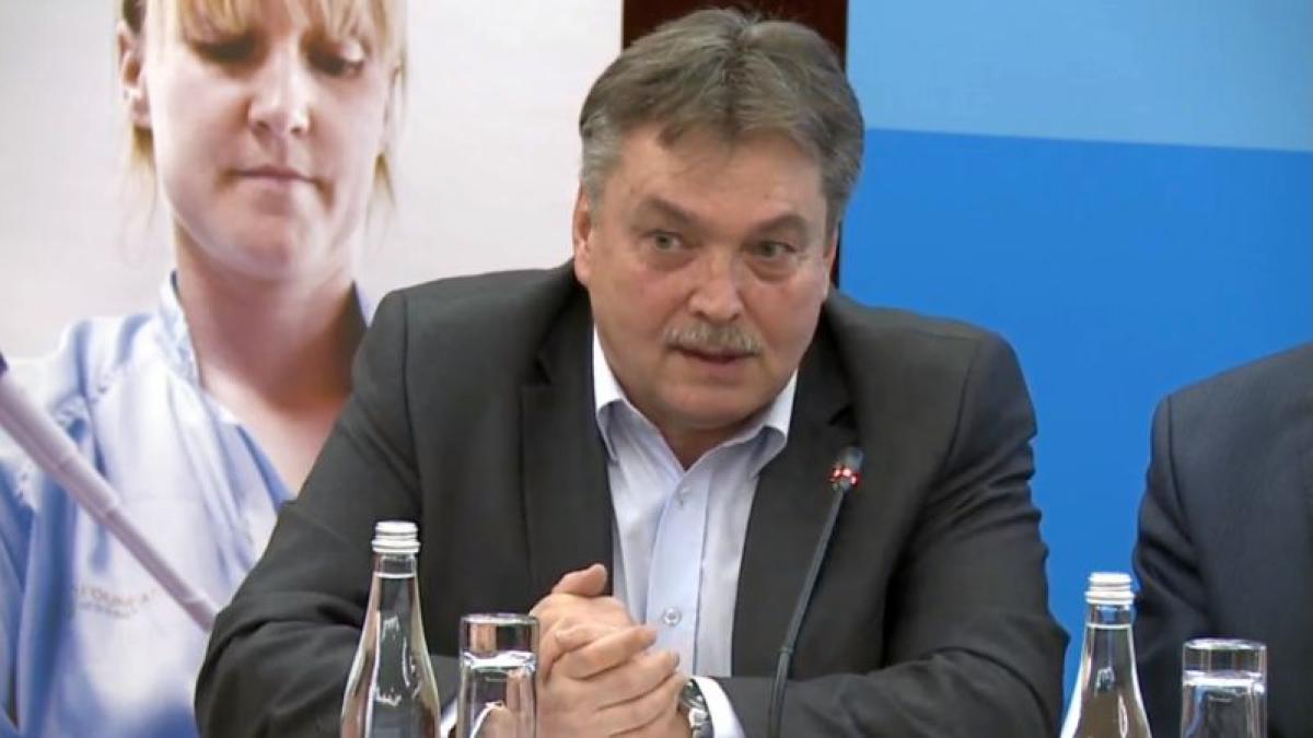 laszlo_attila_01992400