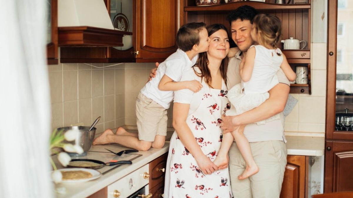 familie_acasa_24760300