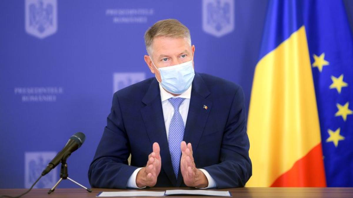 klaus_iohannis_masca_foto_presedintie_65749600