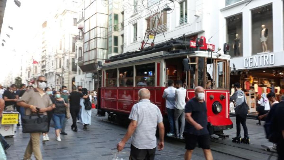 tramvai_taksim_93669200