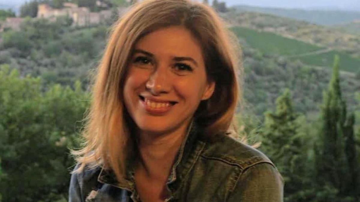 lili_comsa_militaru_19720200