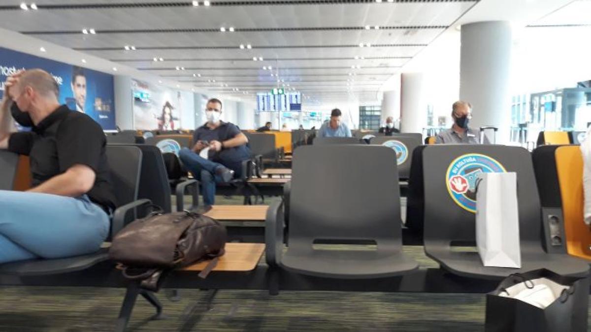 istanbul_aeroport_intoarcere_77832600
