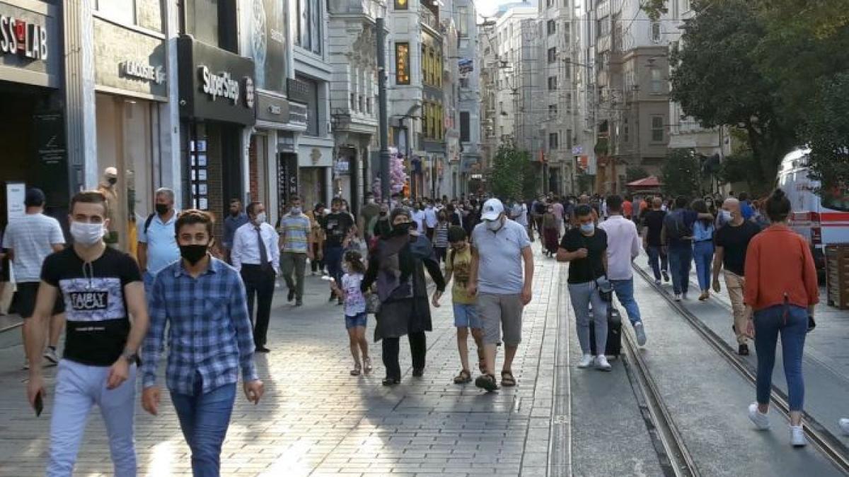 istanbul_piata_taksim_96903200