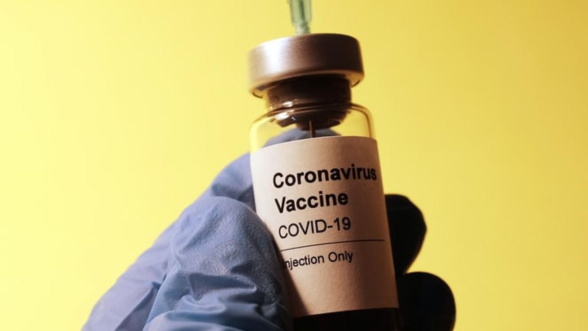 vaccin-covid-medic_67826900