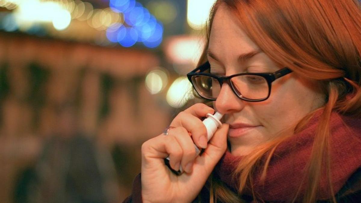 spray_nasal_77817800
