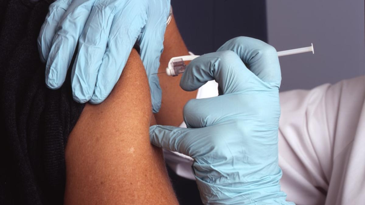 reactii-adverse-dupa-a-doua-doza-de-vaccin_39285500