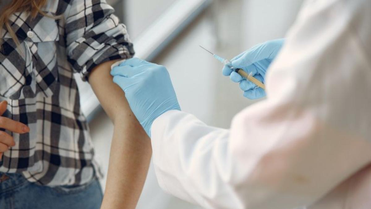 vaccinare-covid-vaccin-pexels-gustavo-fring_33577000