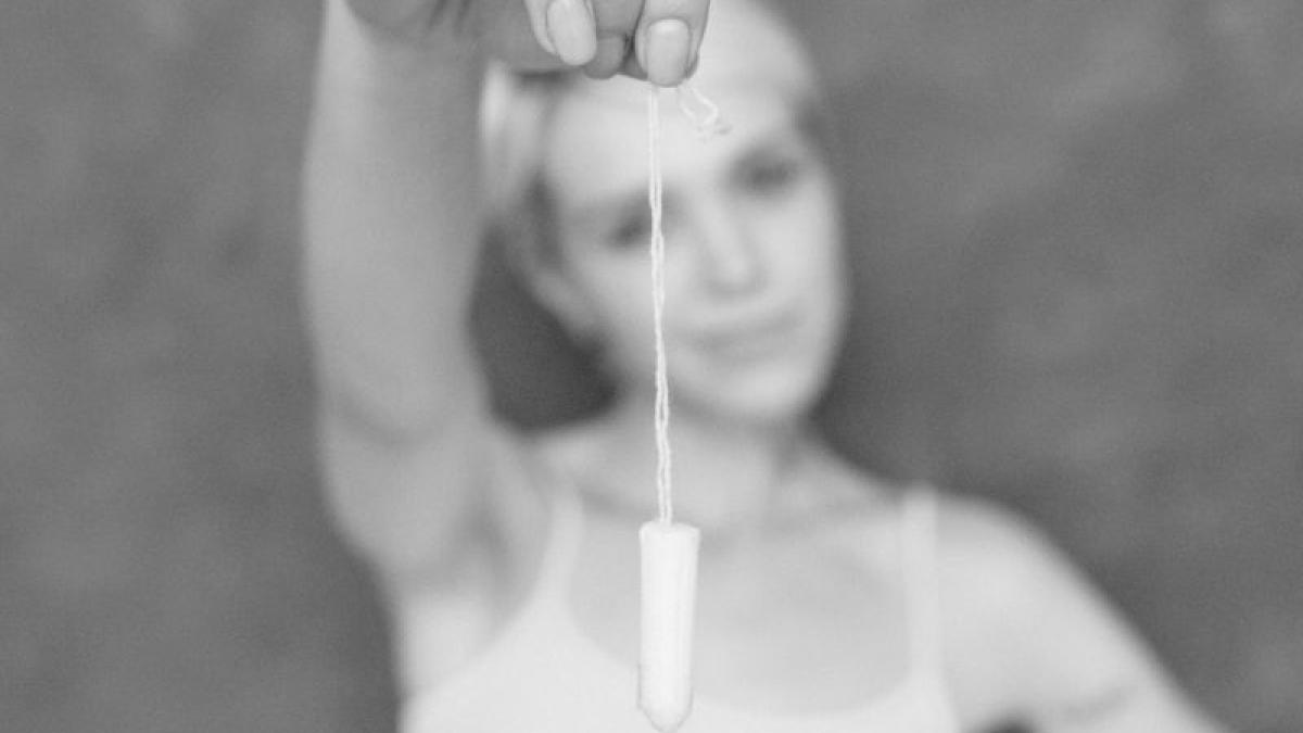 tampoane-foto-pexels-viktoria-slowikowska_13103100