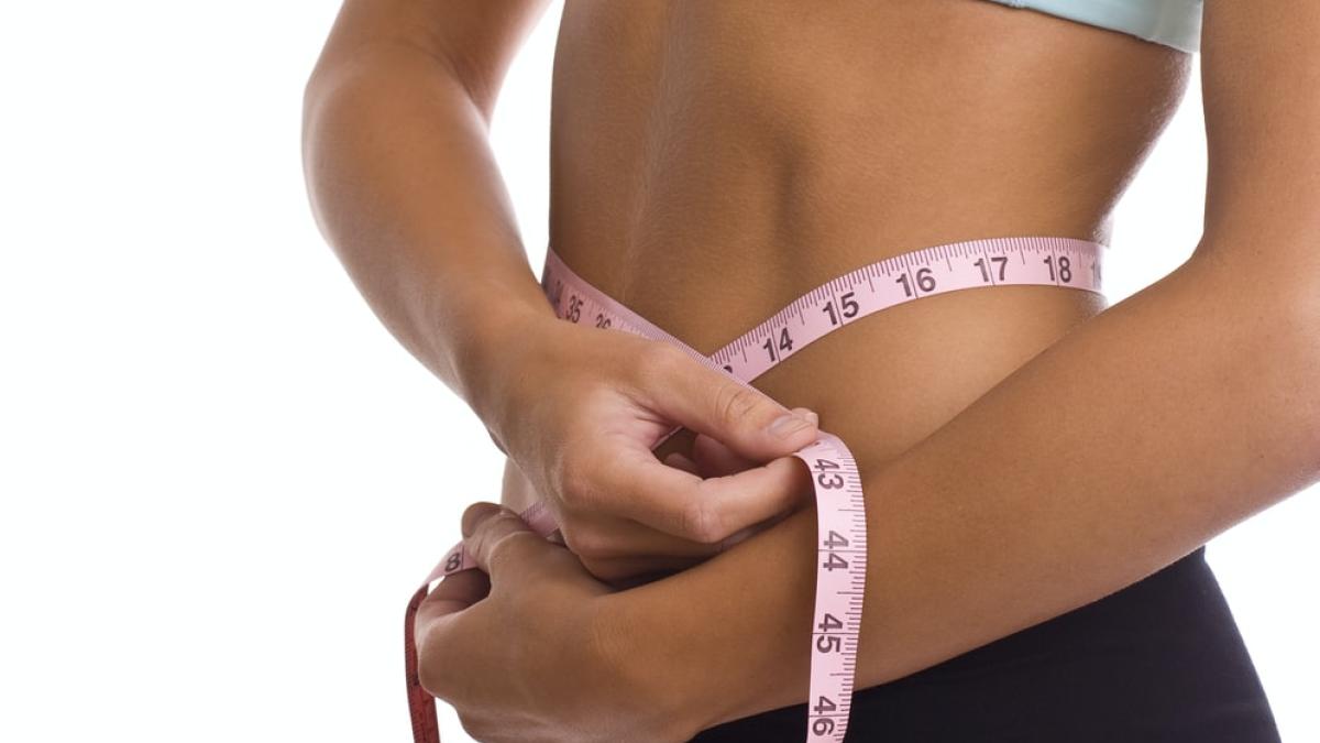 4-alimente-abdomen-plat_65608900