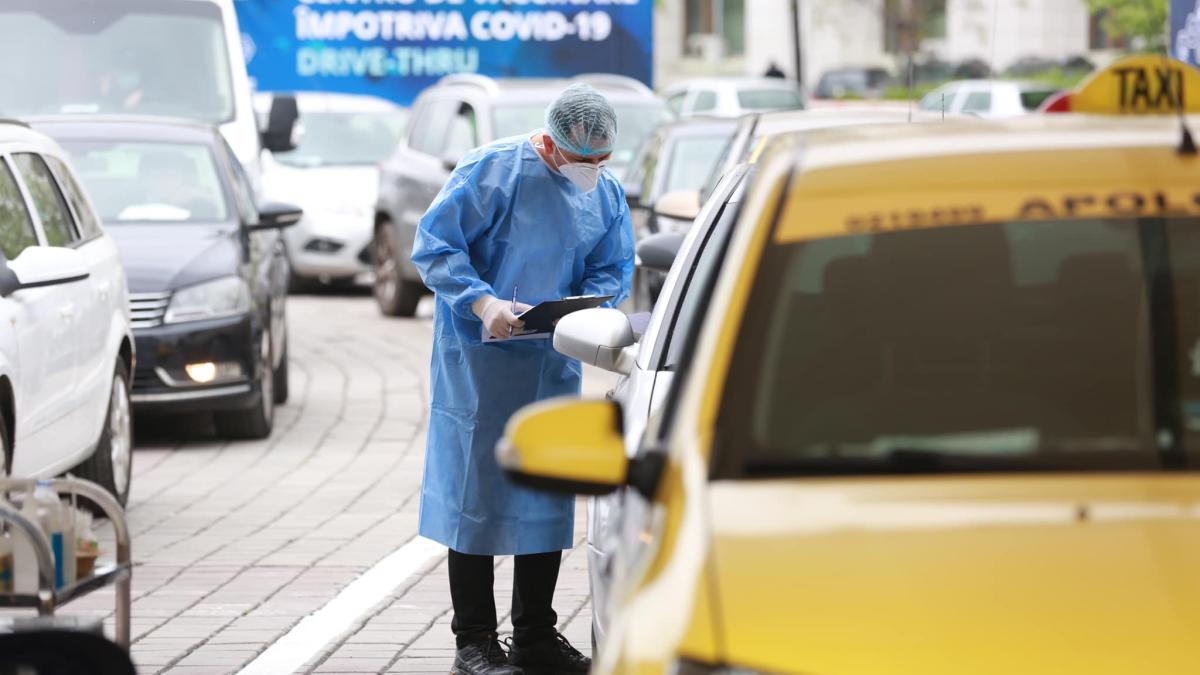 vaccinare-centru-drive-thru-1_10789300