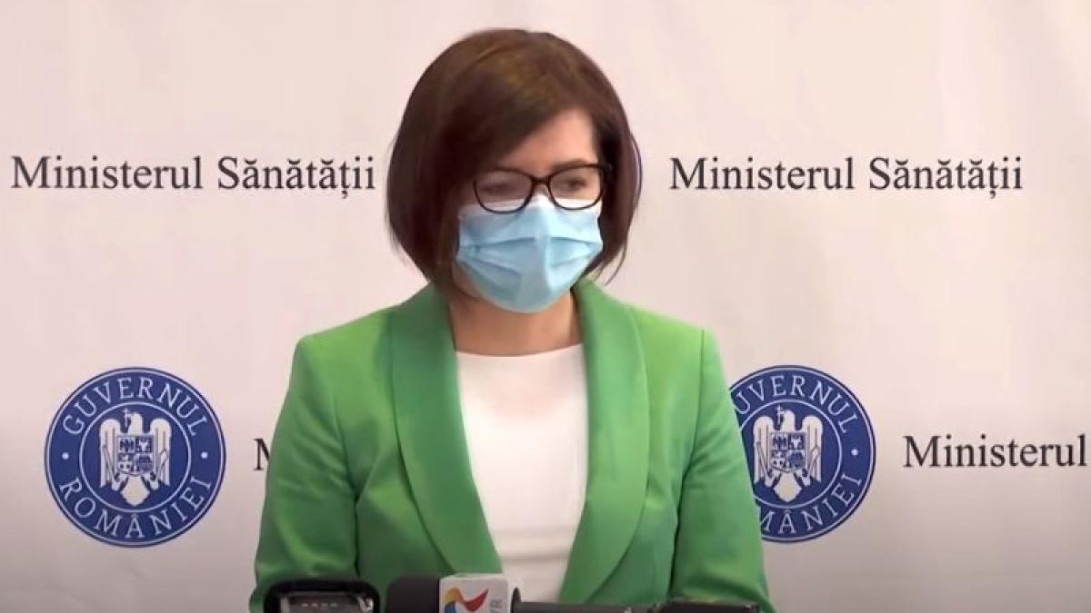 ioana-mihaila_73420300