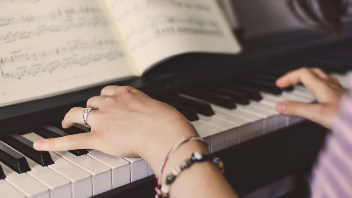 pian-mozart-sonata-epileptice-foto-pixabay_16959400