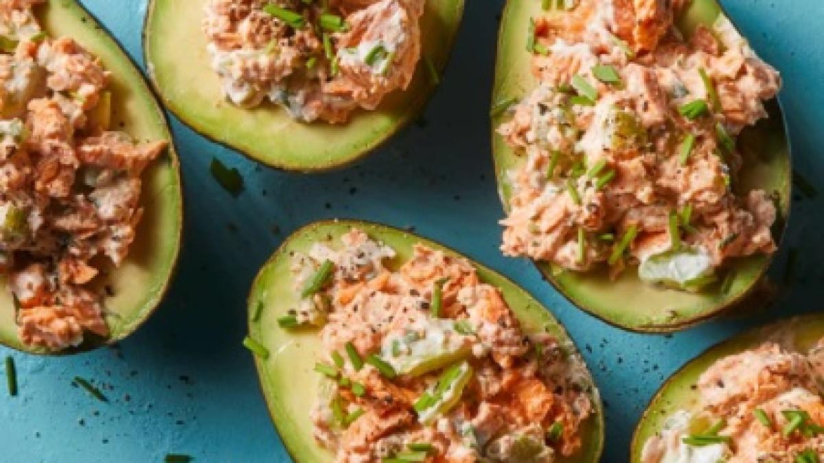 avocado-cu-somon_75675800