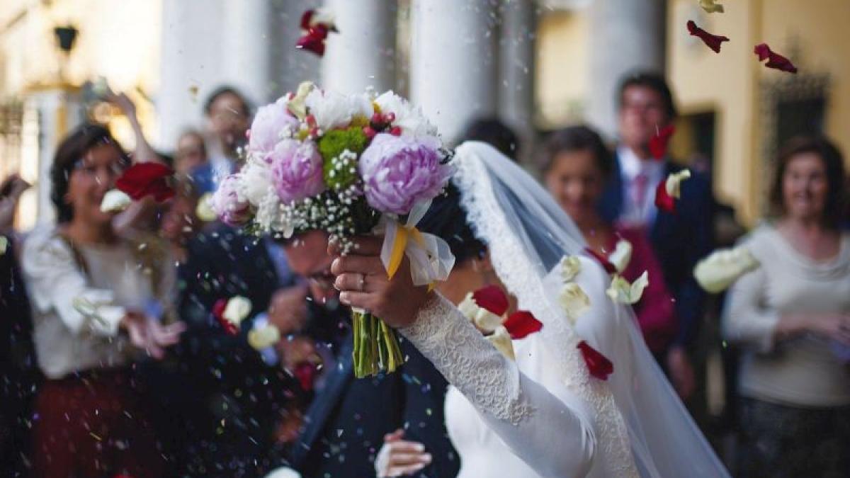 nunta-nunti-invitati-persoane-foto-pixabay_30741500