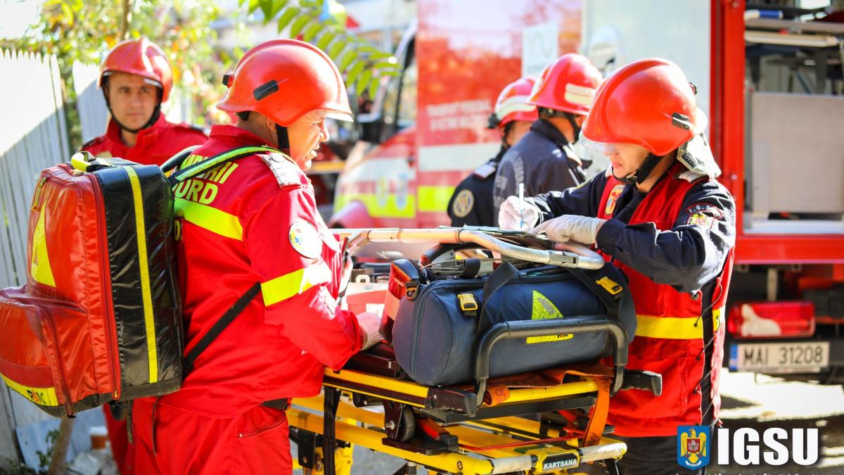 pompieri_igsu_simulare_cutremur_85459700