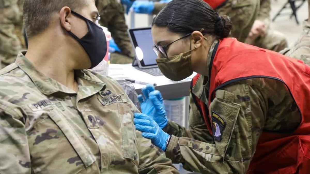 vaccinare-armata-americana-foto-us-urmy_06030600