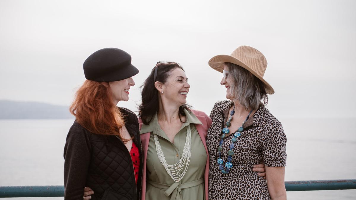 menopauza-la-femeia-moderna--varsta-normala-la-care-se-instaleaza--foto-pexels--at--rodnae-production_14453600
