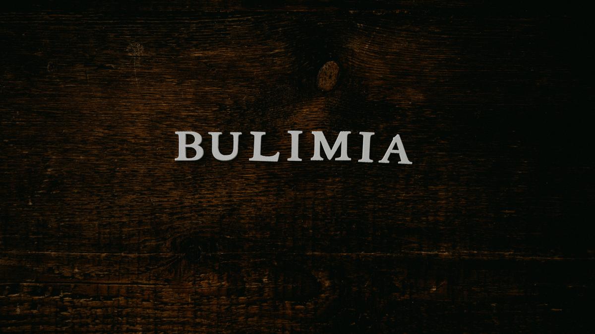 bulimia_44715200