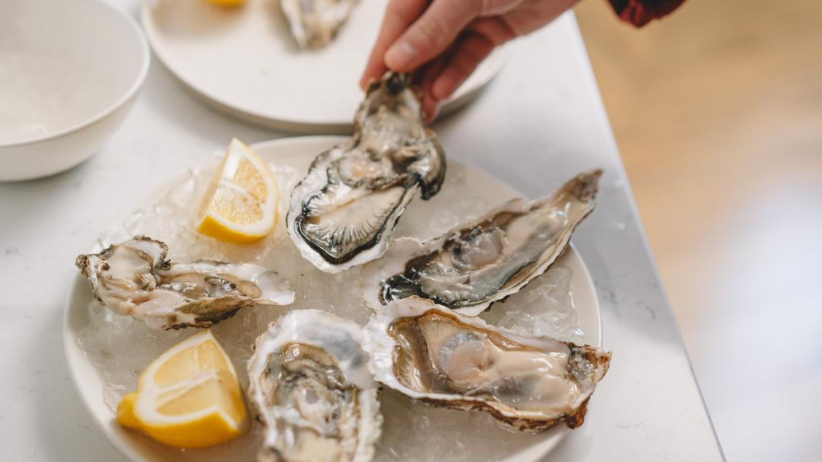fructele-de-mare-permise-si-in-post--foto-pexels--at-cottonbro_56754500