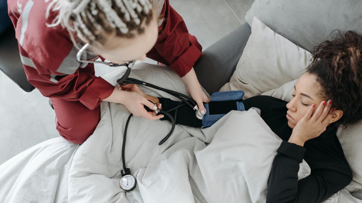 medicii-de-familie--noi-servicii-pentru-pacienti--oferite-la-domiciliu_12501400