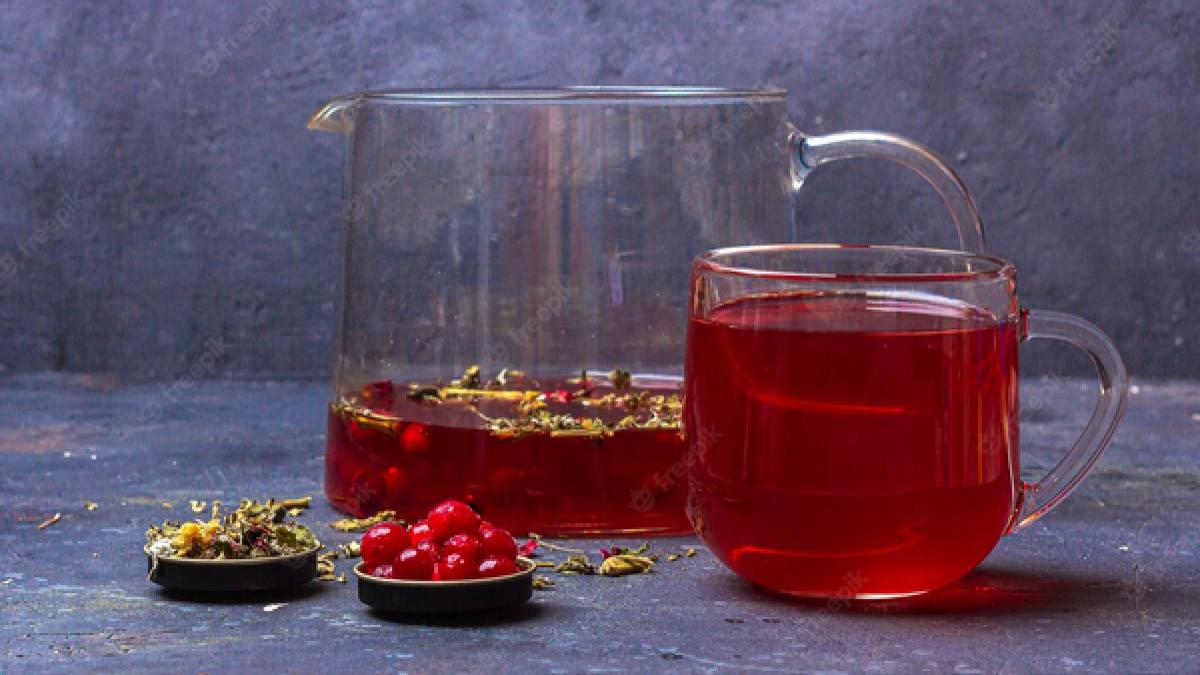 rooibos-ceaiul-rosu-si-beneficiile-sale--foto-freepik--at-v_elena_36318900