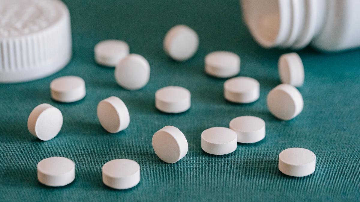 pastila-anti-covid-de-la-pfizer--foto-pexels--at--alex-green_79807900