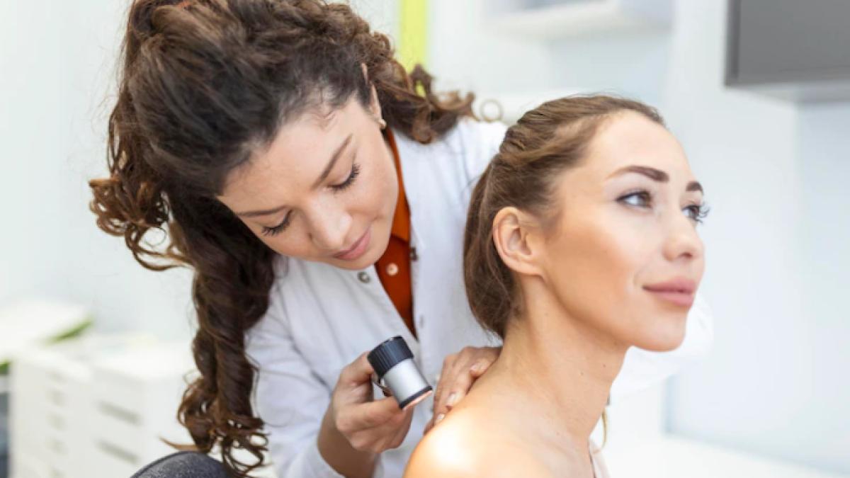 ce-este-brahiterapia-si-ce-cancer-trateaza--ce-tehnica-e-indicata-pentru-cancerul-de-piele-dr--bara-pacientul-nu-este-radioactiv_70887300