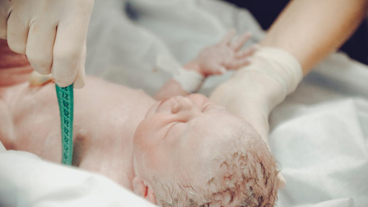 sectiile-de-neonatologie_86598300
