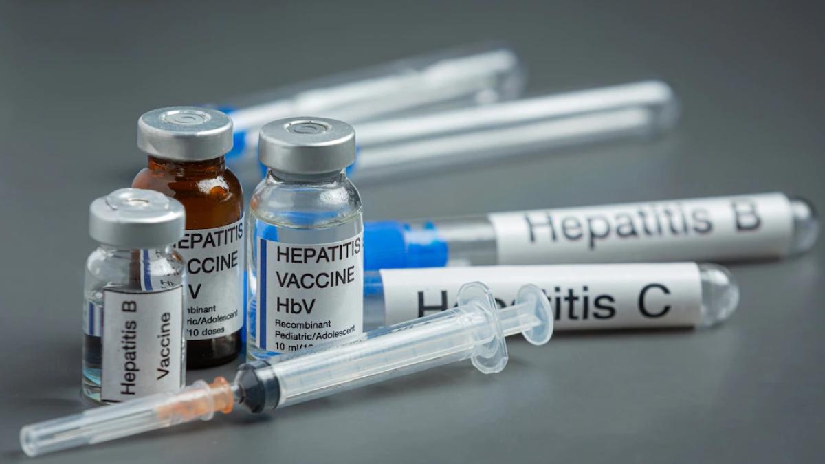 hepatita-ucigasul-din-umbra--foto-freepik--at--jcomp_60083700