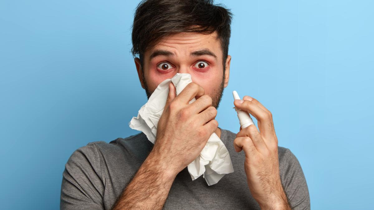 rino-conjunctivita-alergica--simptome--copacul-de-care-trebuie-sa-te-feresti-in-aceasta-perioada-e-cel-mai-alergic_03042800