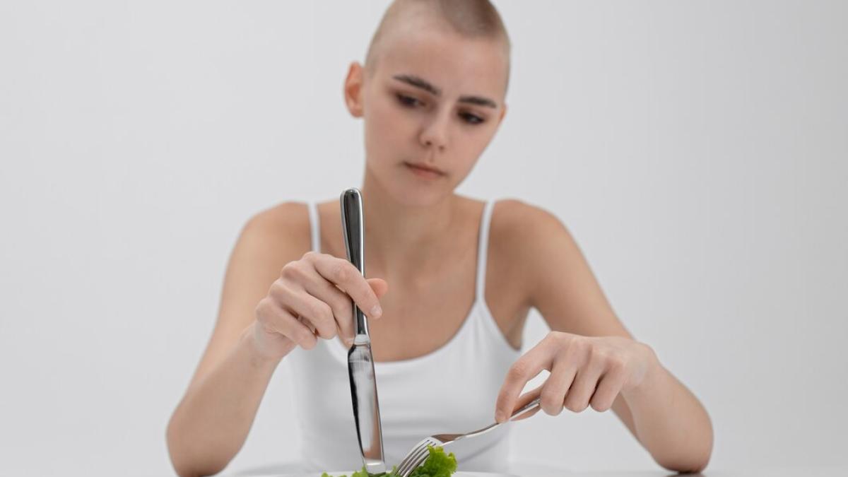 anorexia--foto-freepik--at--freepik_31343400
