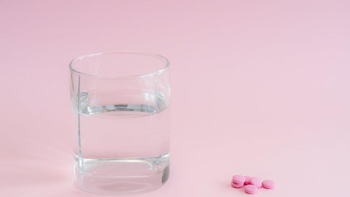 fezolinetant-tratamentul-pentru-reducerea-bufeurilor--foto-pexels--at--shvets-production_48222500